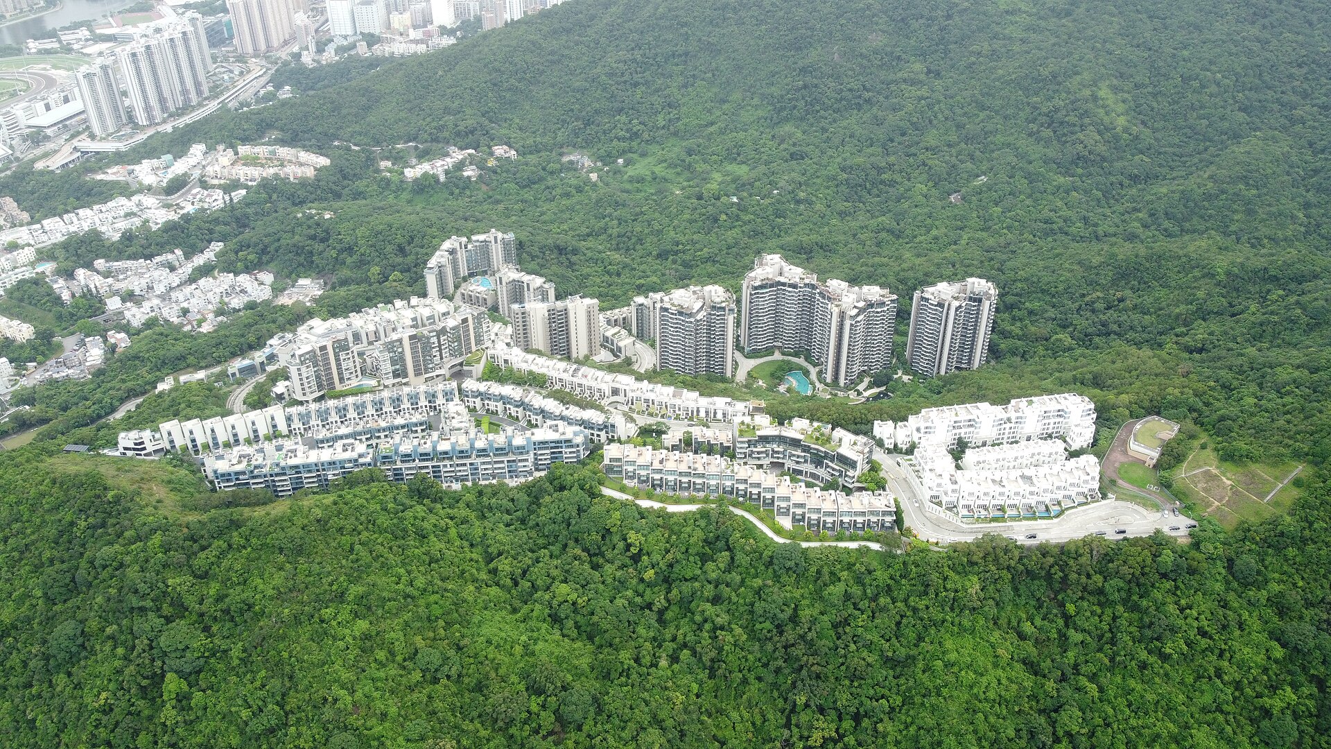 玖瓏山屋苑外觀
